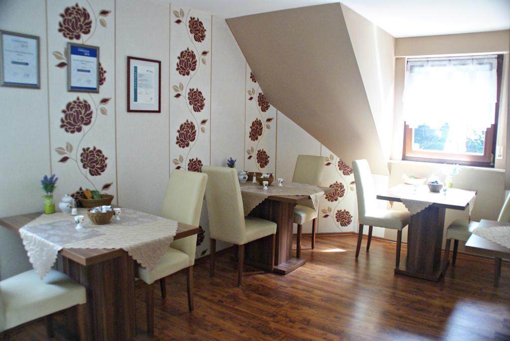 Pension Belzer Boppard Exterior foto